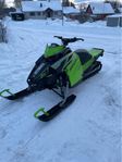 Arctic cat M8000 -19 