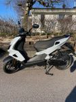 Peugeot speedfight 4