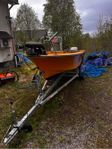 Vator 14r,  selva 20hk 80 trailer.