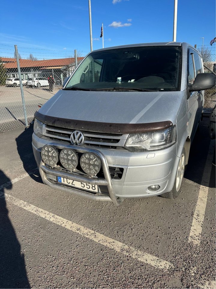 Volkswagen Transporter Kombi ...