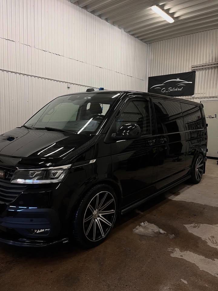 Volkswagen Transporter Kombi ...