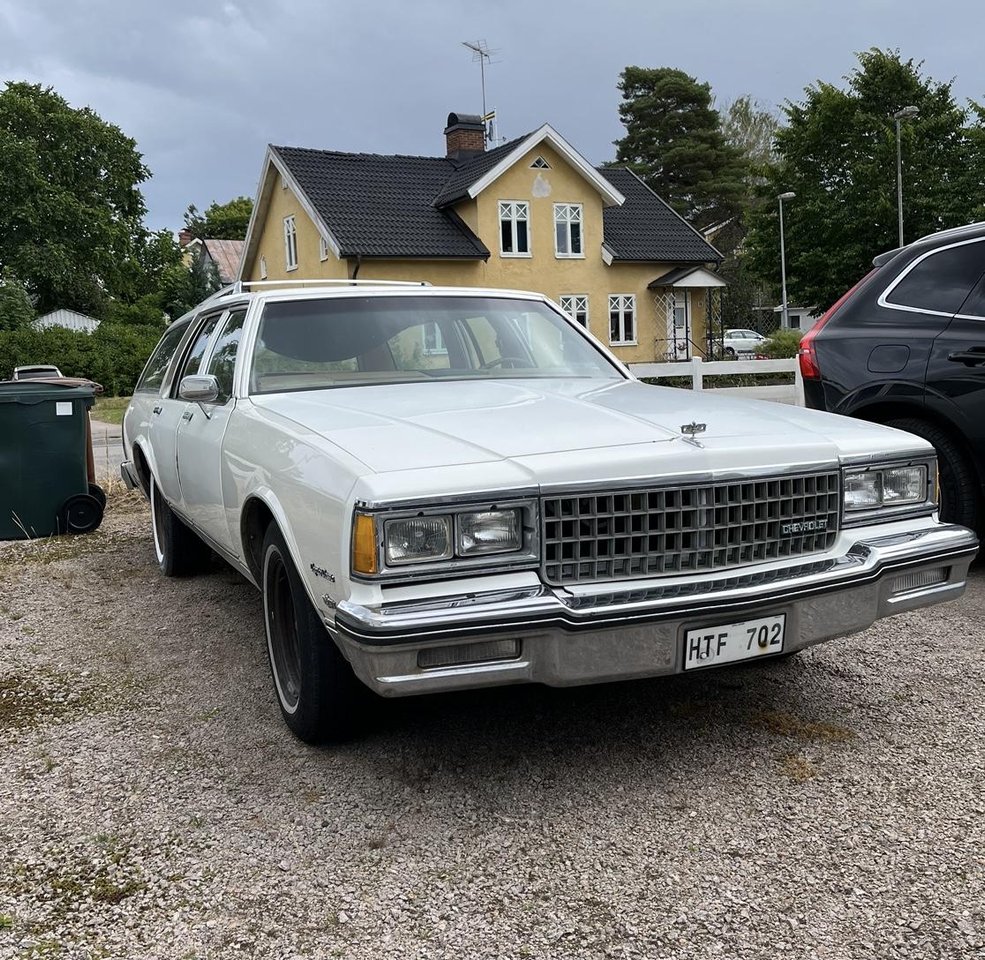 Chevrolet Caprice Classic Wag...