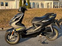 Yamaha Aerox 4