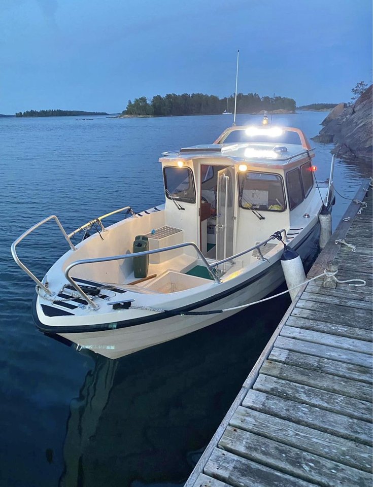 Sea Star 700 S Sport Fisher