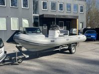 Valiant V-520 Ribbåt 4 Takt / Hydraulstyrning