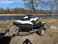 Sea-Doo Spark 2-Up ibr inkl Brenderup 80-kärra