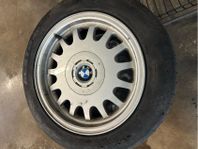 E30 fälg med däck 