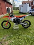KTM 125