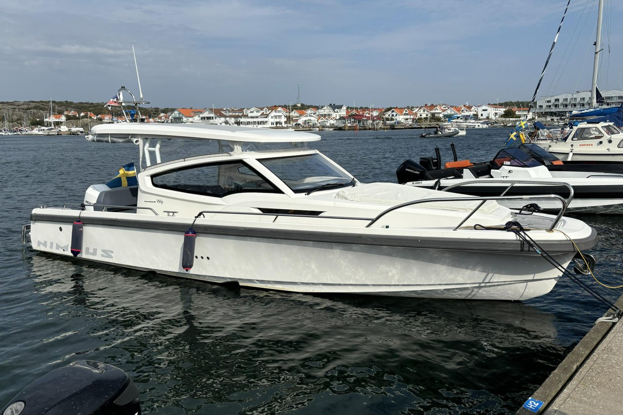 Nimbus W9 T-top | Mercury 300 hk