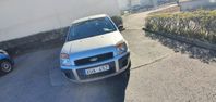Ford Fusion 1.4 Euro 4 låg mil 