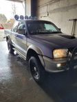 mitsubishi L 200 A- traktor