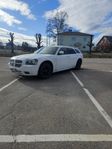 Välvårdad Dodge Magnum – Nyservad & Besiktad till 2026