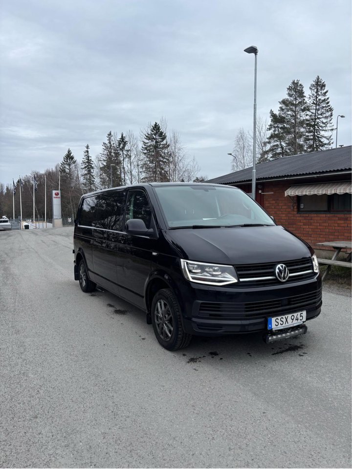 Volkswagen Transporter Kombi ...