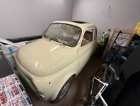Fiat 500 påbörjad renovering