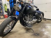 Honda VTX 1300S bobber