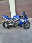 Yamaha R1