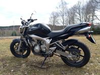 YAMAHA FZ6-N