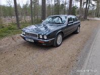 Jaguar XJ 4.0