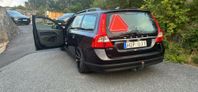 Volvo v70 2.4D A-Traktor
