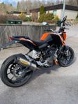 KTM Duke 125