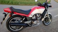 Yamaha XZ 550  V Twin