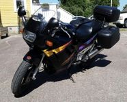 Suzuki gsx750 f