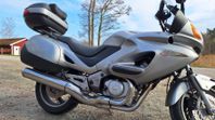 Honda Deauville NT650V