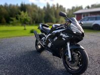 Yamaha R6