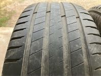  Michelin 235/55 R19 