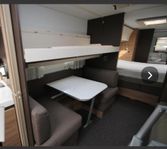 Adria Alpina 903 HT med Isabella Standbytält (Villa) 950