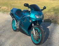 Honda VFR750F RC36