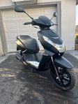 Peugeot Kisbee 4-takt Mad Black 