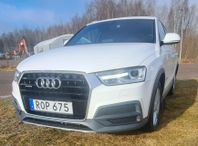 Audi Q3 Quattro 4 wd .A Traktor