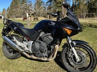 VÄLSKÖTT HONDA CBF 600 S
