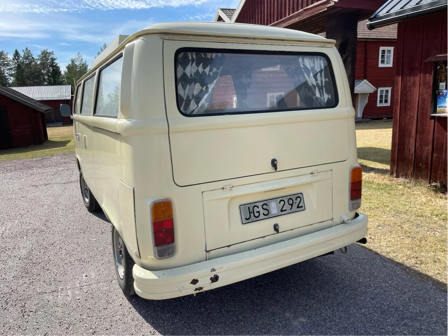 https://i.blocketcdn.se/pictures/mobility/1401850797/269e5e0dff794f30ad70035687a86090.webp?type=3840x2880