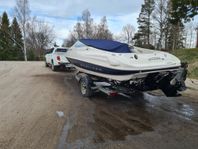 Bayliner 2052