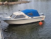 Båt. Uttern 520. HT