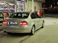 BMW 320d lci 2 ägare Apple carplay/ Android auto