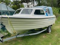 Crescent 535 Classic HT Honda 40hk 4-takt