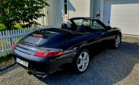 Porsche 911 Carrera 4 Cabriolet