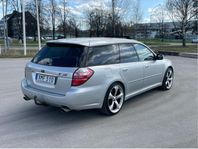 Subaru Legacy Wagon 3.0 R 4WD Automat Navi Taklucka Dragkrok