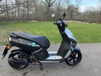 Peugeot kisbee Silver
