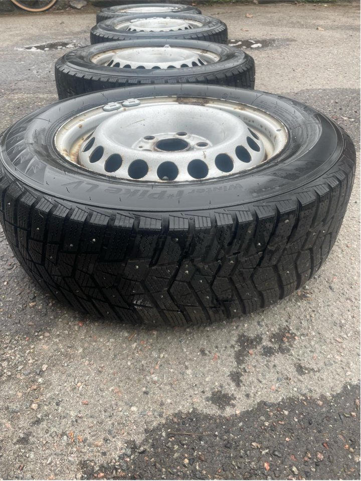 Dubbdäck till VW Transporter