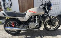 Suzuki GSX1100