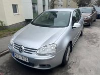 Klassisk tidslös Volkswagen Golf V 1.9 TDI med billig drift 