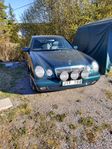 Mercedes-Benz E 200 en trolig samlarbil för entusiasten