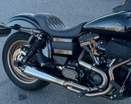 Sadel till Harley Davidson Dyna 