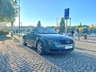 Audi TT Roadster 1.8 T - Grå med brun skinnklädsel