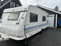 HOBBY 560 KMFE EASY Barnkammarvagn