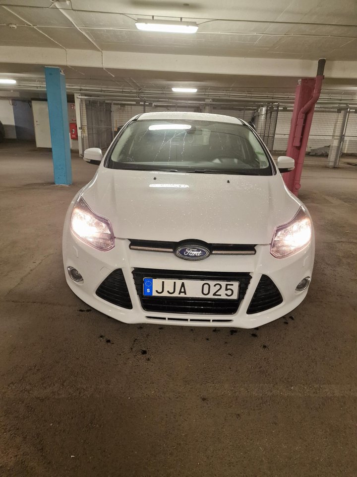 Ford Focus Kombi 1.0 EcoBoost...